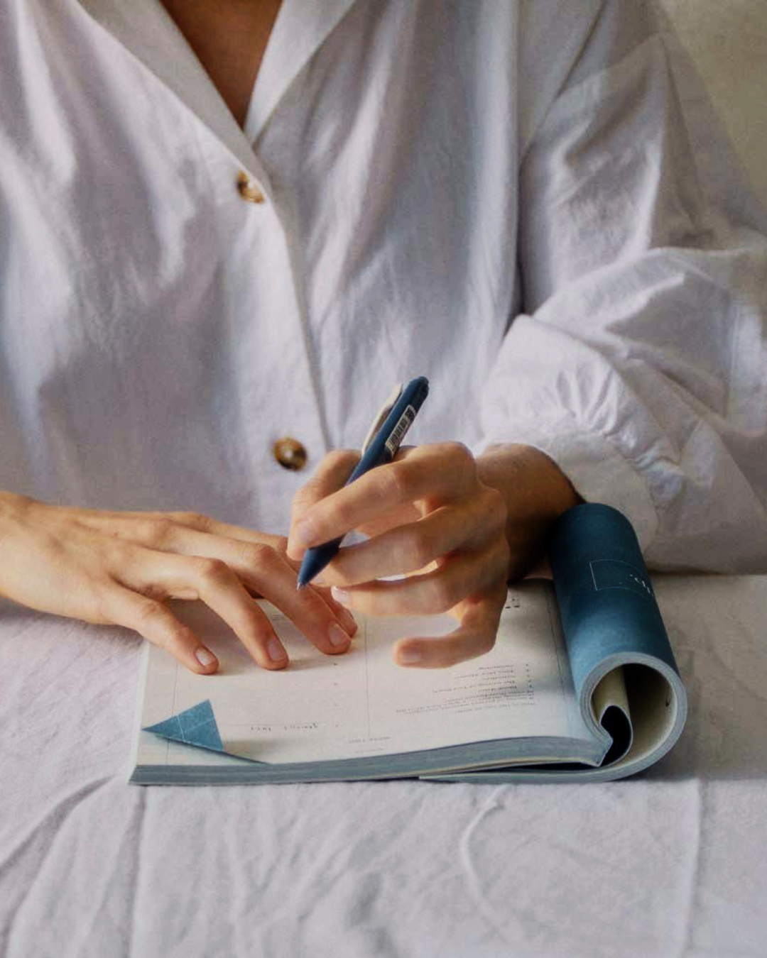 Moon Lists - A Guided Journal
