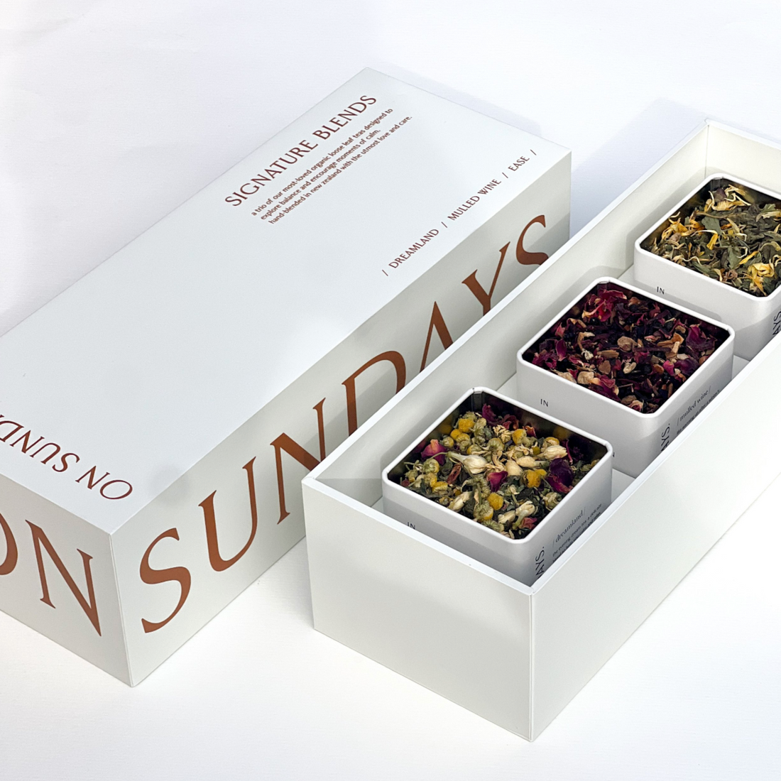 Signature Blends Tea Set